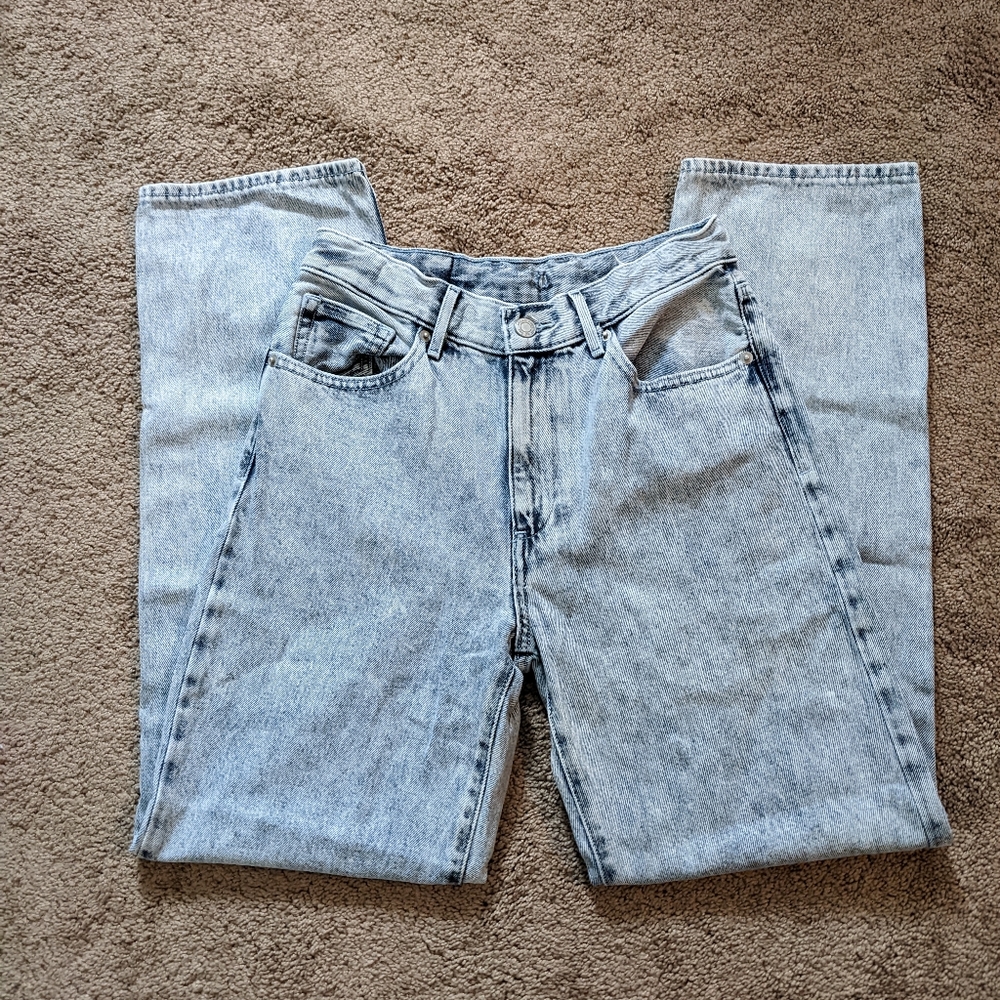 Aritzia Wilfred Free Acid Wash Straight Leg High Rise Jeans